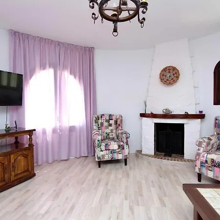 Βίλα 200 Meters From The Κάλπε